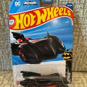 2021 HOT WHEELS BATMAN 4/5 THE BRAVE AND THE BOLD BATMOBILE BURGUNDY *BOXED SHIP